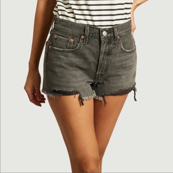 Levi’s 501 High-Rise Denim Cut Off Jean Shorts - Picture 14 of 15